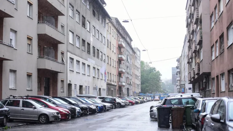 Tragedija u Zagrebu: Žena preminula, mu&scaron;karac prevezen u bolnicu, otrovali su se ugljičnim monoksidom