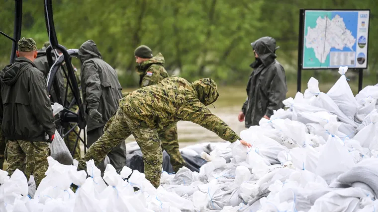 Medved i Banožić iz Kostajnice: '3 cm smo od izvanrednih mjera'