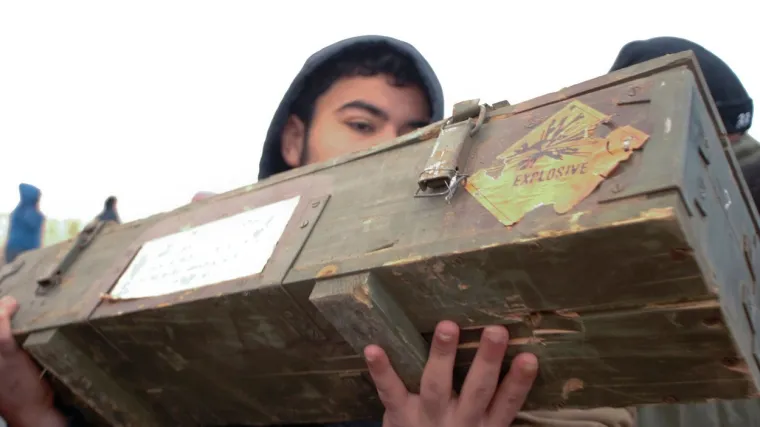 Novi suludi incident frapirao Srbiju: Mladić raketnim bacačem sru&scaron;io zgradu!?