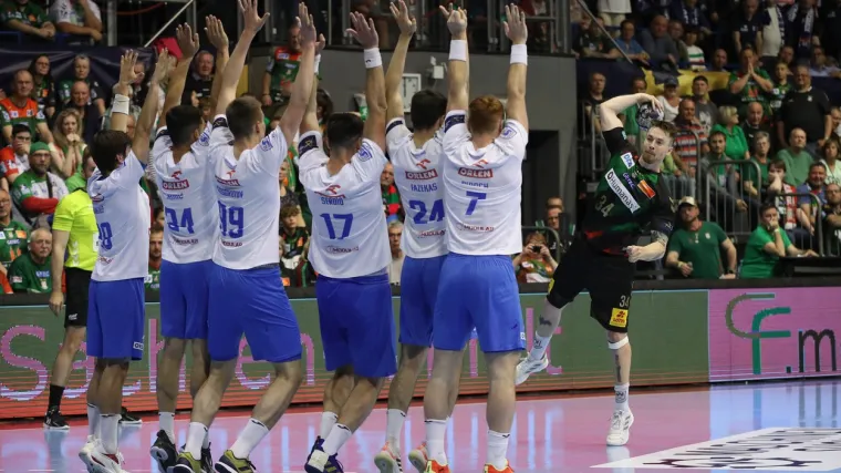 Tri Hrvata ipak bez senzacije u Njemačkoj: U drami briljirao čudesni Nizozemac s 14 golova