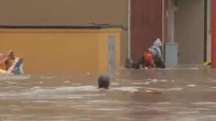 Potresna snimka iz susjedstva obi&scaron;la svijet, strani mediji pi&scaron;u i o poplavama u Hrvatskoj: 'Imamo apokalipsu'