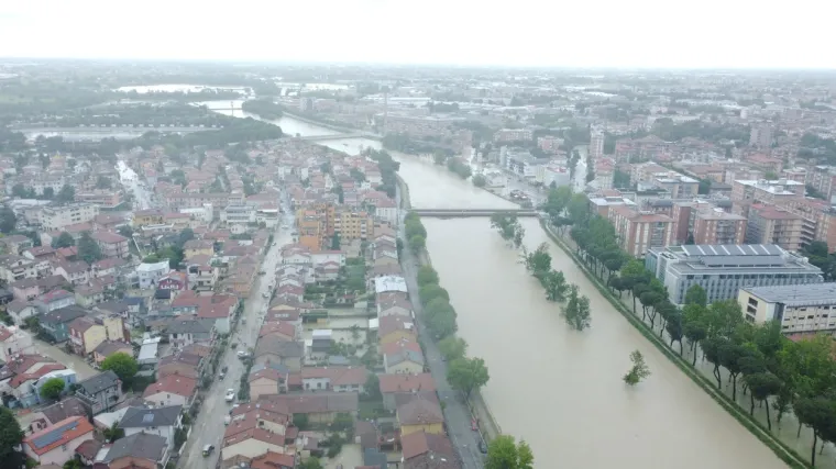 Tragedija u Italiji: Broj mrtvih u poplavama narastao na 14