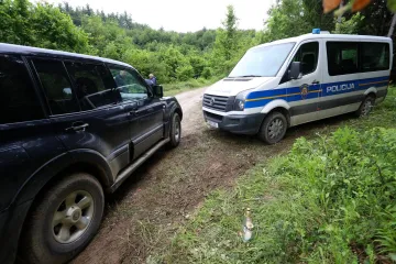 Mladića izvukli iz auta kod Vrbovca i krenuli mlatiti. Zatim ga odveli u šumu i prijetili da će ga ubiti