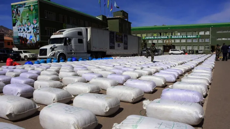 Na&scaron;li 9,2 tone li&scaron;ća koke iz Perua u jednom kamionu. Bolivija zaplijenila najvi&scaron;e droge do sada