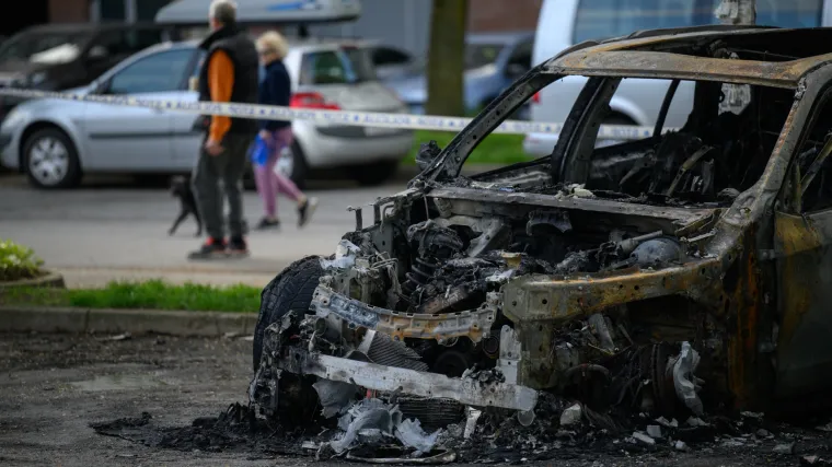 Vatrogasci gasili požar na autu pa prona&scaron;li tijelo...