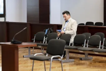 Sjećate li se njega? Nekada je žario i palio hrvatskom scenom, a sad je kao Pale sam na svijetu