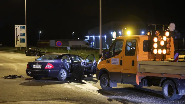 Sudar dva automobila u Zagrebu na Slavonskoj: Poginuo muškarac