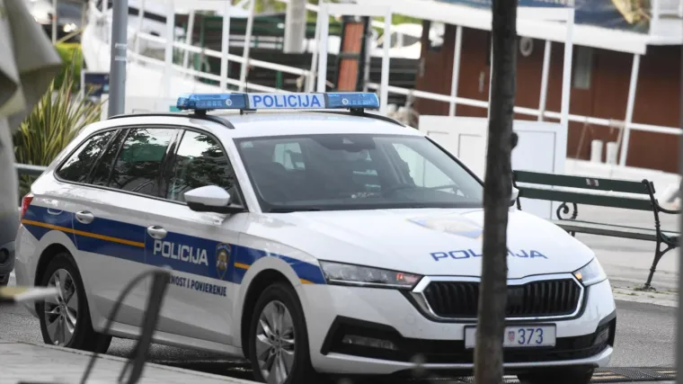 Dvije prometne nesreće u Varaždinu: Automobilima naletjeli na dječaka (7) i djevojčicu (15)