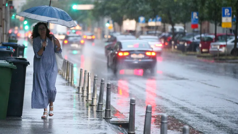 Naoblaka i nestabilno s mogućim pljuskovima: Na obali pretežno sunčano, ali su mogući neverini