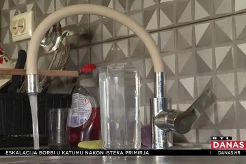 Zagrepčani na novim mukama. Teče im samo topla voda - nema hladne! Spaljena je trava, u garaži 38 stupnjeva