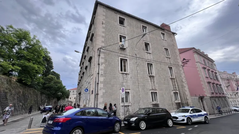 Drama u Obrtničkoj &scaron;koli u Splitu -  stigli policajci, Hitna i vatrogasci: 'Vi&scaron;e ljudi imalo je mučninu...'