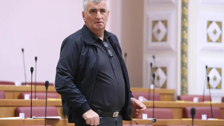 Stigao novi zahtjev da se Bulju skine imunitet: 'Svi na mene nadiru!'