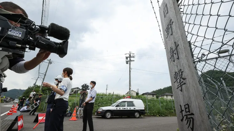 Mladi vojnik u srijedu otvorio vatru iz automatske pu&scaron;ke na vojnom poligonu, dvije osobe su ubijene