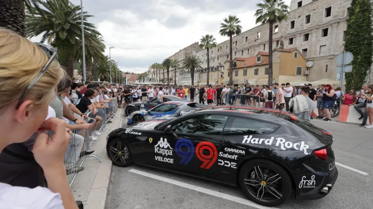 Najskuplji i najekskluzivniji cestovni reli na svijetu stigao je Split: Jurilice se parkirale na Rivi