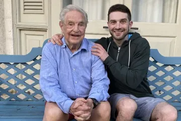 Kako je George Soroš postao glavni neprijatelj desnice u cijelom svijetu, i hoće li titulu naslijediti njegov sin?