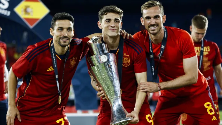 Jesus Navas prvi igrač u povijesti s tri različita trofeja s velikih natjecanja
