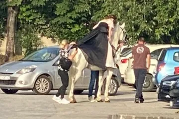 Učenica iz Splita je hit na društvenim mrežama: Nećete vjerovati kako je stigla na maturalnu!