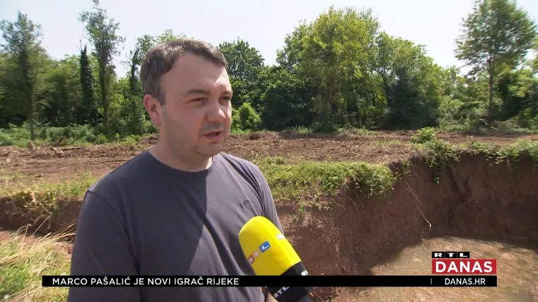 Geotehničar misli da će rupe u Mečenčanima biti sanirane u roku. 'Kiše jesu bile problem, ali organizirani su'