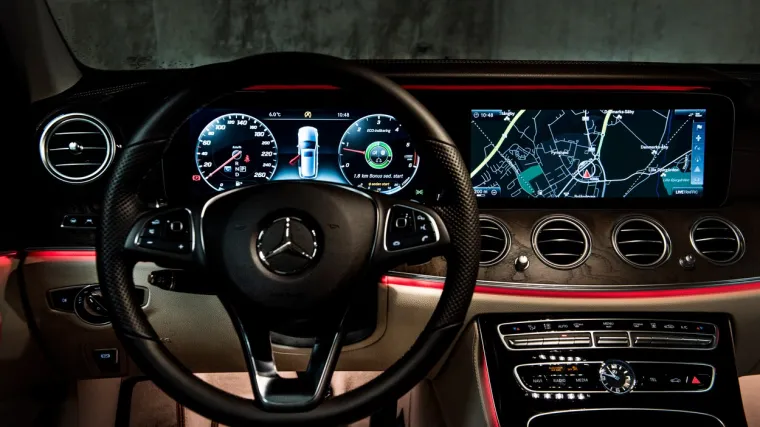 Umjetna inteligencija stigla i u automobile. Mercedes Benz nudi nove mogućnosti, ali ograničeno