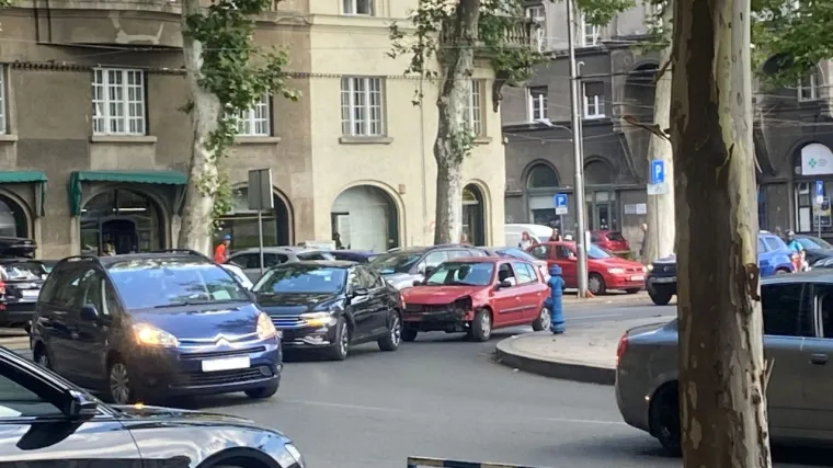 Piletić sudjelovao u prometnoj nesreći prije sjednice HDZ-a: 'Zovemo policiju, nije stra&scaron;no'