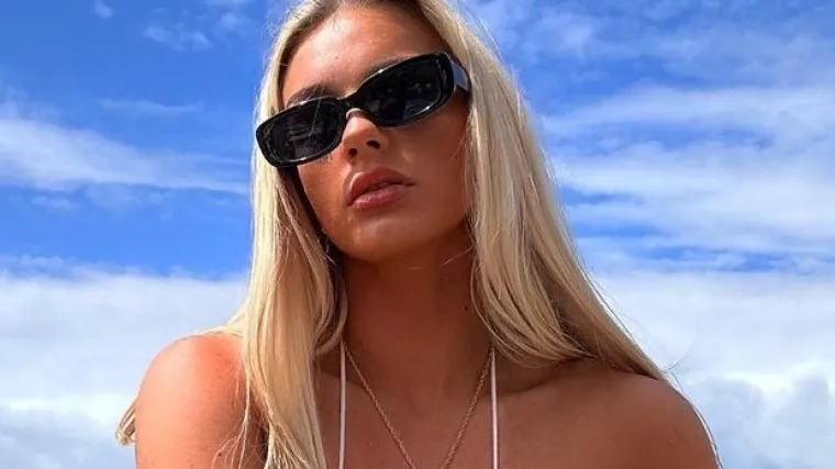 Nakon objavljivanja provokativne fotografije, MMA borkinju optužili za photoshop: Sami procijenite o čemu je riječ