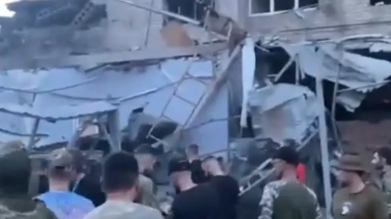 Rusi raketirali restoran u centru ukrajinskog grada: Ima mrtvih, među njima i jedno dijete, a deseci su ranjeni