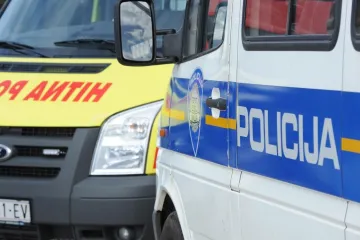 Policija traži istražni zatvor za vozača (53): Sudario se s motociklistom, teško ga ozlijedio pa pobjegao