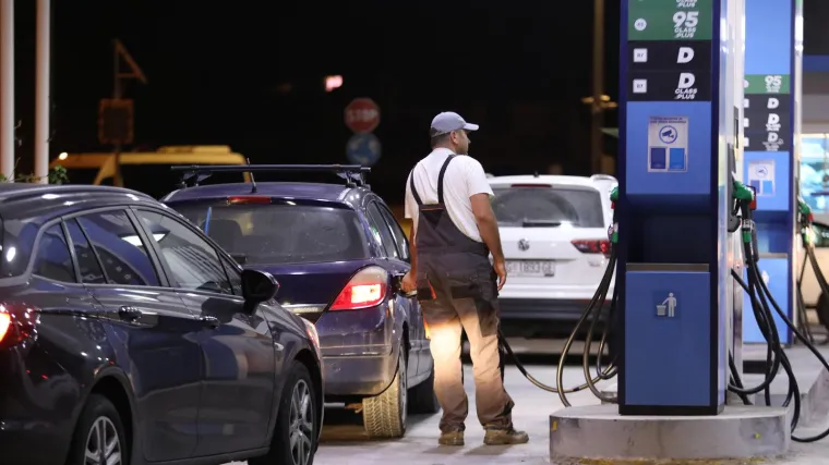 Poskupljenjima nema kraja: Benzin i dizel ponovno idu 'gore', a Vlada razmatra i dodatno povećanje cijena. Evo gdje!