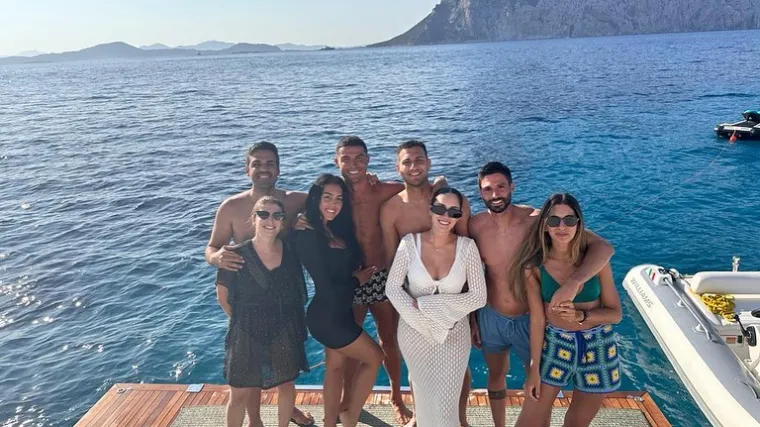 Georgina pokazala što ona i Ronaldo rade na jahti od šest milijuna eura: Njene obline su u svakom kadru, a mužić - trenira