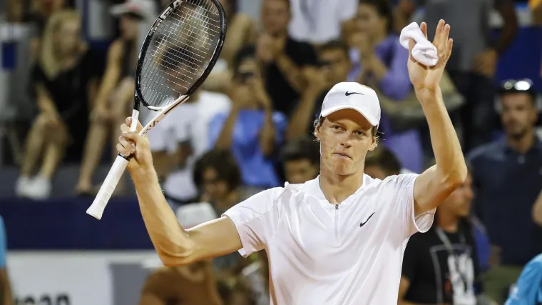 Sinner stoji na putu ruskoj senzaciji, najbolja tenisačica svijeta nakon maratonske drame ipak pro&scaron;la