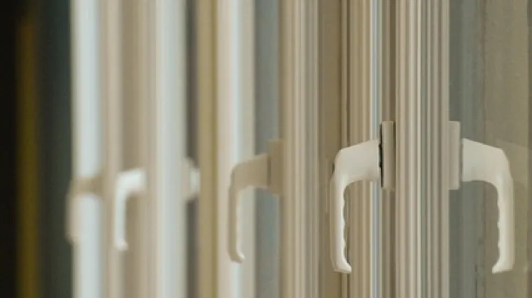 Za&scaron;to je potrebno redovito čistiti PVC stolariju? Kako se održava PVC stolarija?