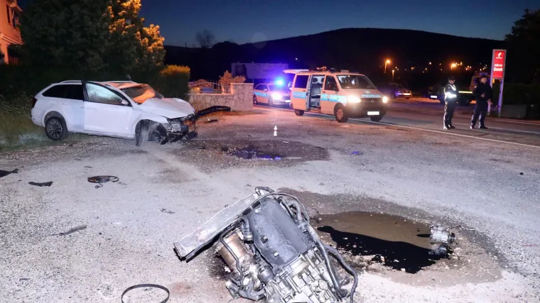 'Danas je prvi i najbolniji mjesec otkako niste s nama'. Majka djevojaka poginulih u Dicmu objavila emotivnu poruku