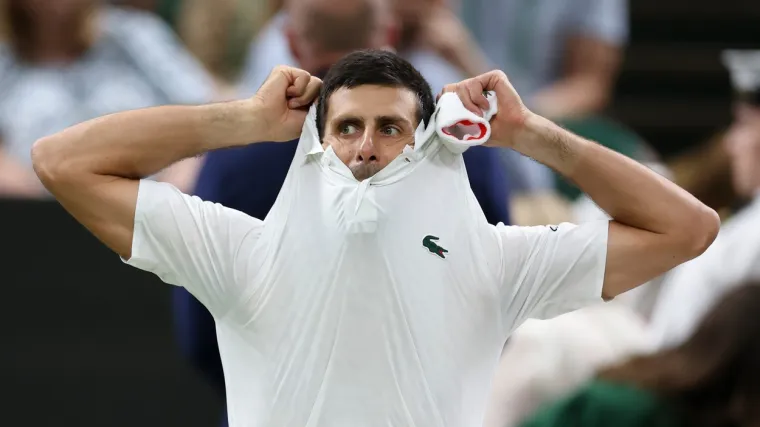 Meč Đokovića na Wimbledonu prekinut zbog policijskog sata: Samo jednom u povijesti je prekr&scaron;eno to pravilo