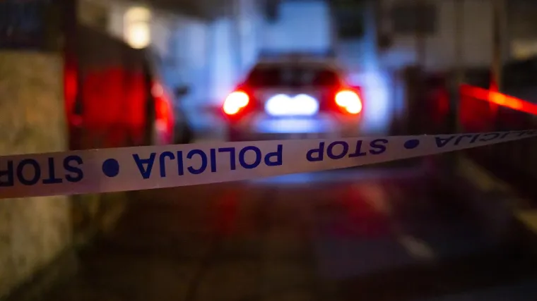 Te&scaron;ka prometna nesreća u Splitu: Motociklist izgubio nadzor nad Yamahom, izletio izvan ceste i udario u stablo