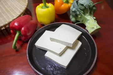 Ideja i recept kako pripremiti tofu sir