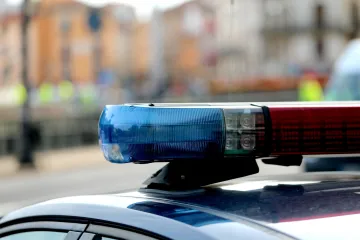 Radila u školi u Đurđevcu, a bila prijavljena na zagrebačkom području. Na prijevaru uzela 23.865 eura