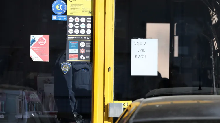 Naoružan upao u po&scaron;tu u Sesvetama. Prijetio pi&scaron;toljem pa pobjegao s novcem