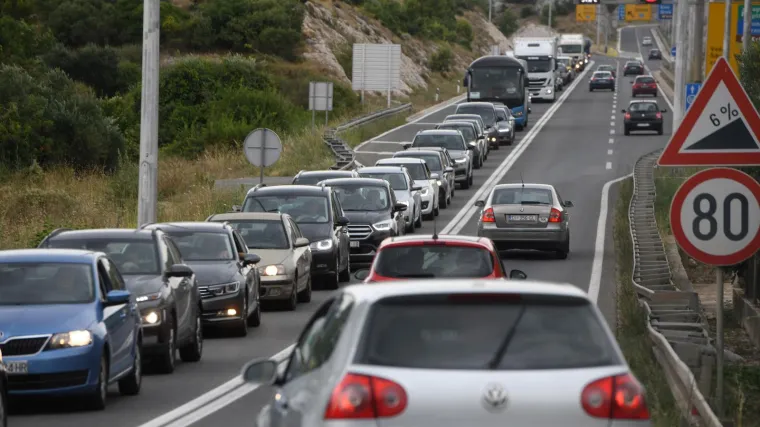 Stručnjak otkrio šokantnu cijenu automobila za četveročlanu obitelj: 'Treba raščistiti prvo sam sa sobom sljedeće stvari'