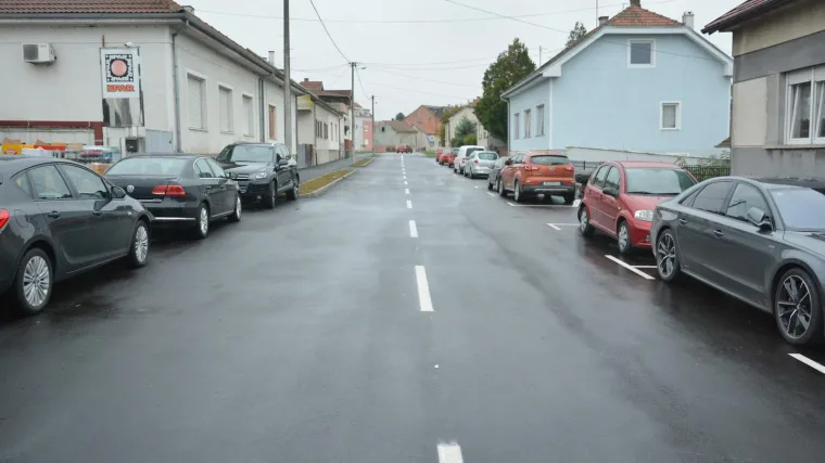 Cura (24) prijavila krađu automobila u Bjelovaru pa se sjetila da je zaboravila gdje je parkirala