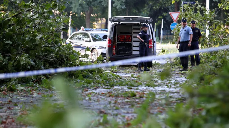 Hrvatska vojska u pripravnosti! Spremni su pomoći u sanaciji &scaron;teta nastalih uslijed nevremena