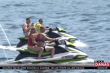 Turistički rekordi - nisu jedini! Blizu smo rušenja još jednog - temperature mora. Zašto toplo more nije dobro?