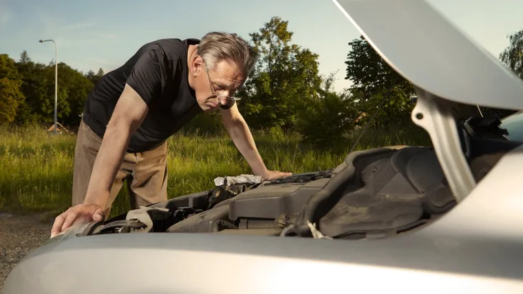 Ako vam u autu zasvijetli ova lampica, odmah posjetite mehaničara: Detektira brojne ozbiljne kvarove!
