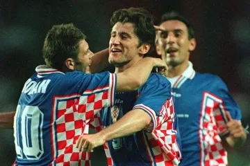 Samo trojica igrača koji su bili na Mundijalu 1998. godine, igraju i danas: Znate li o kom se radi?