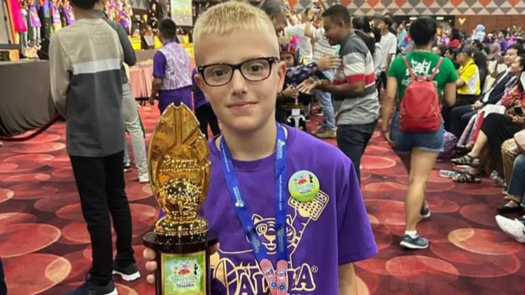 Zagrepčanin Petar Andačić (8) postao svjetski prvak u mentalnoj aritmetici Alohi: U 5 minuta rije&scaron;io 66 zadataka