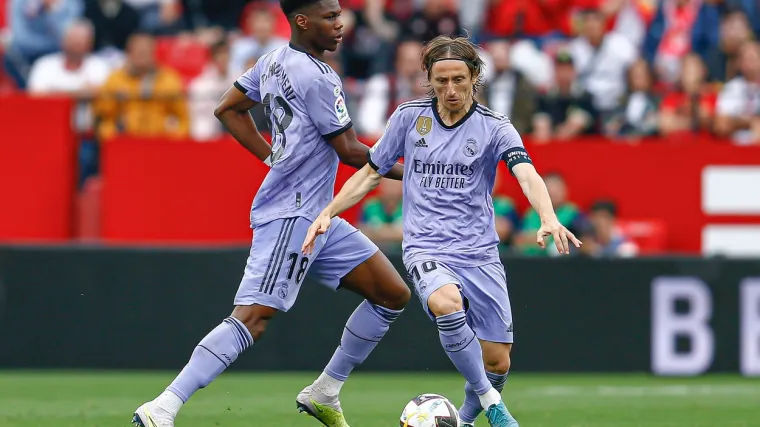 'Imamo najbolju sredinu terena, s legendama kao &scaron;to su Luka i Kroos, svaki dan učimo od njih'