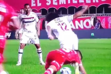 Marcelo protivniku potpuno dislocirao koljeno, a izbornik Brazila šokirao izjavom: 'Crveni karton za ovo je apsurd!'