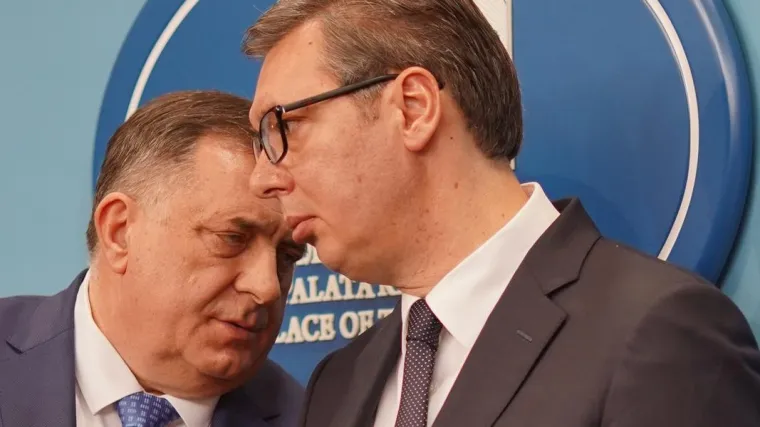 Vučić se pohvalio da su on, Dodik i Porfirije u BiH tajno sastančili o 'strate&scaron;kim pitanjima'