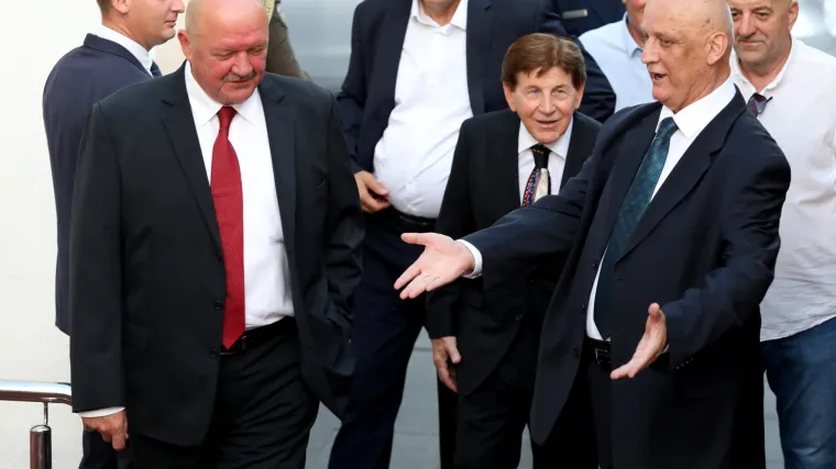 Milanovićev svečani prijem u Kninu: Svi dobro raspoloženi, slave Dan pobjede! Pogledajte tko je sve došao