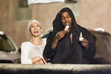 Kanye West i Bianca tumarali bosi po Italiji: Obukla je prozirne tajice kao topić, a onda joj je provirila i guza