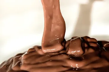 Sočna pita od čokolade je savršen desert za sve ljubitelje čokolade